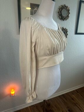 Beyond The Radar Suede Crop Top M (fits more like a S”)